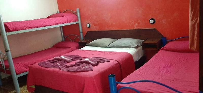 Residencial Noelia Hostel Puerto Iguazú Zewnętrze zdjęcie